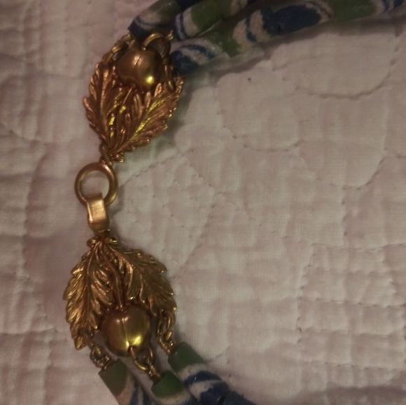 NWOT Harrod's Glass Bead Necklace w/ Gold Accents- Never Worn - Picture 5 of 7
